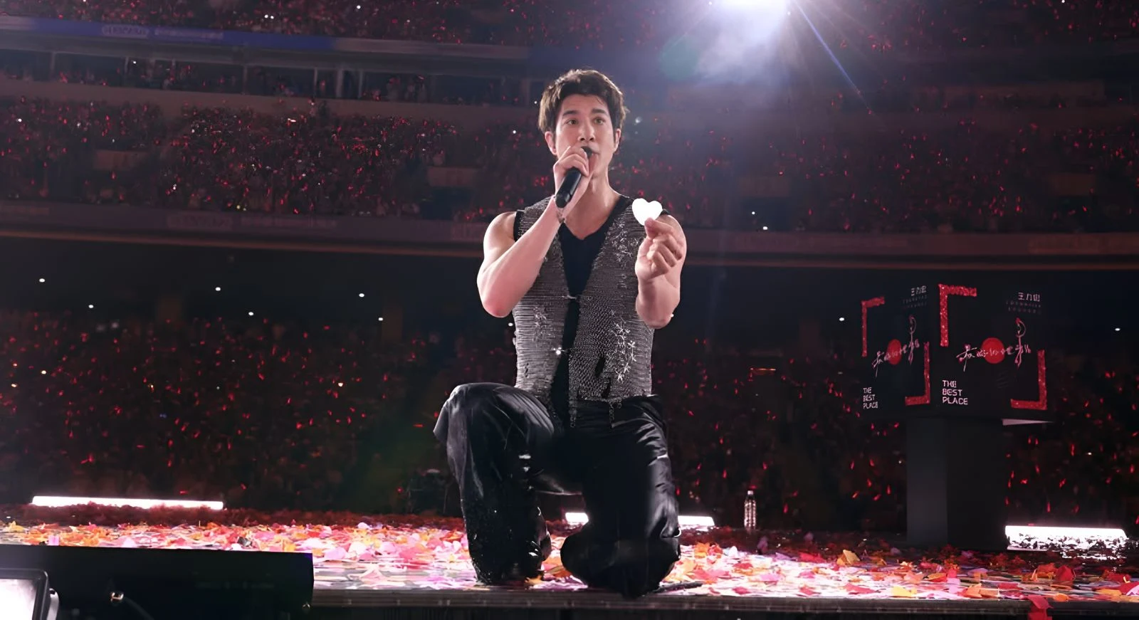 Leehom The Best Place II Melbourne Concert Sold Out